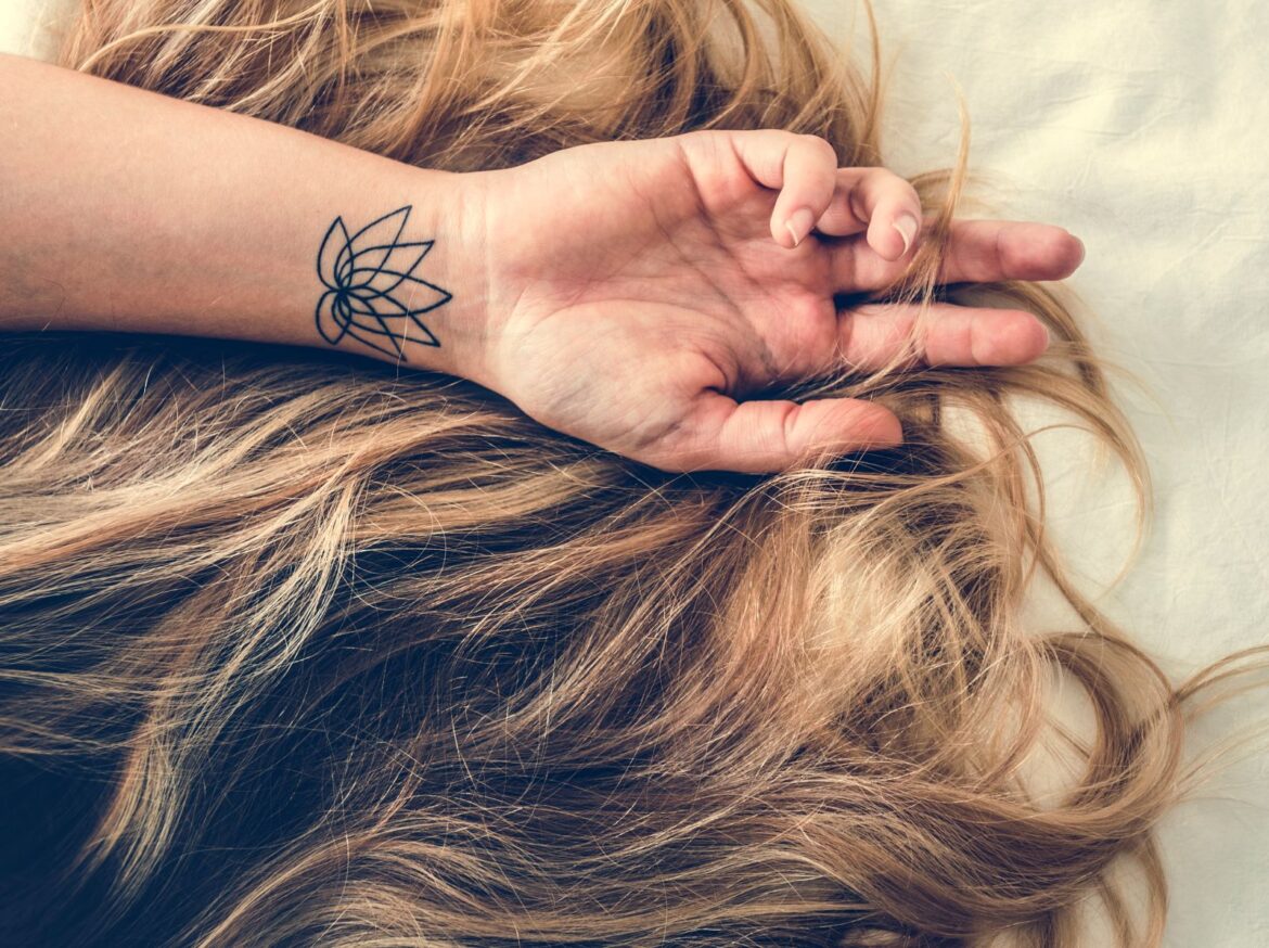 fleur lotus tatouage